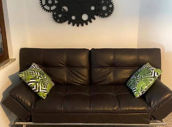 House Dory Con Parcheggio Privato Interno Gratis E Internet * לאזיסה
