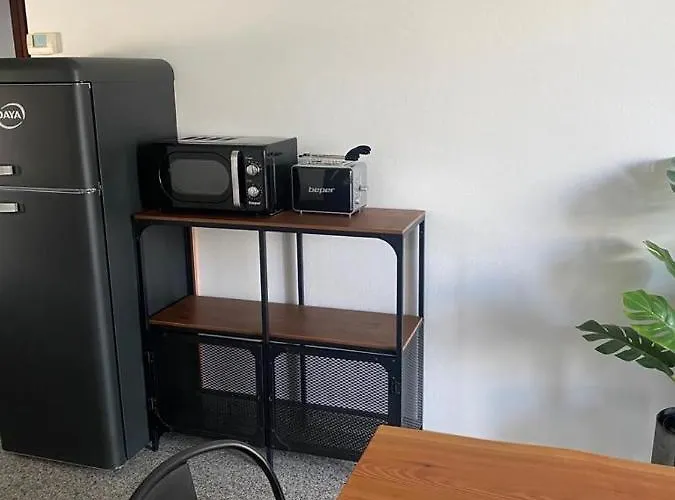House Dory Con Parcheggio Privato Interno Gratis E Internet לאזיסה