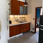 House Dory Con Parcheggio Privato Interno Gratis E Internet 公寓