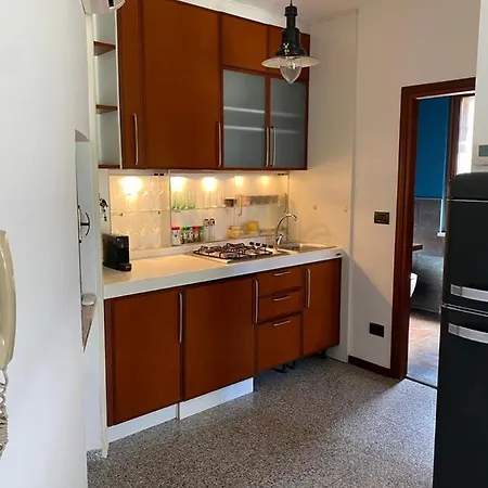 House Dory Con Parcheggio Privato Interno Gratis E Internet 公寓