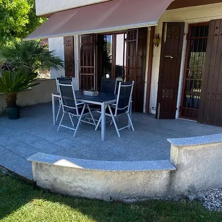 House Dory Con Parcheggio Privato Interno Gratis E Internet 拉齐塞