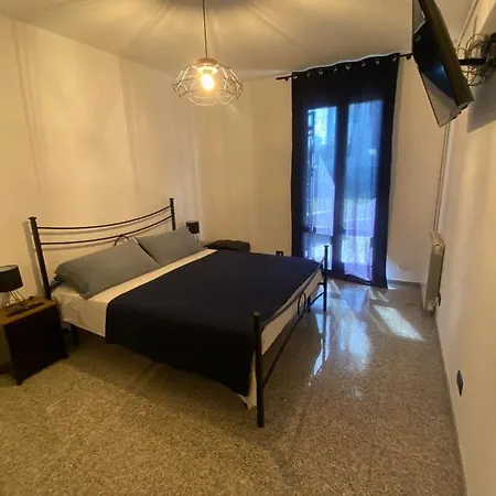 House Dory Con Parcheggio Privato Interno Gratis E Internet 公寓